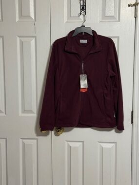 Women’s Full-Zip Maroon Fleece Jacket
